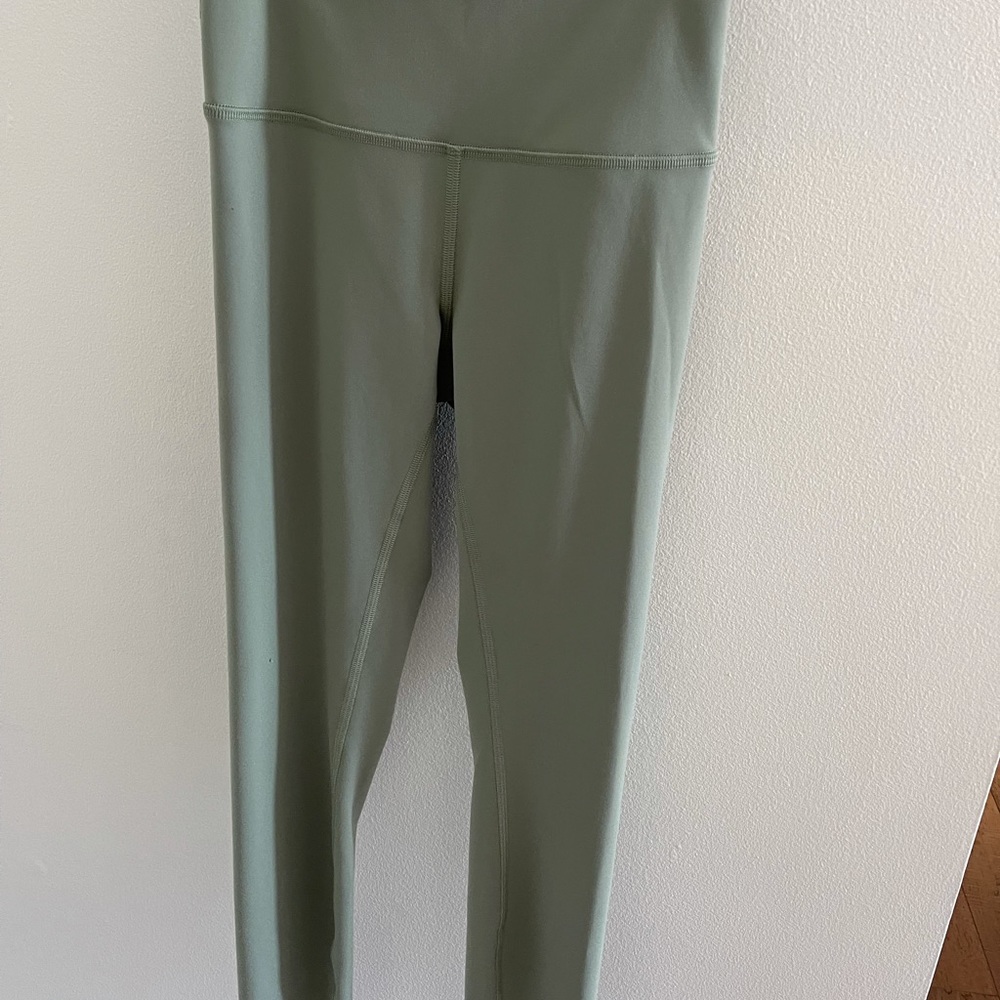 Lululemon Wunder Train leggings